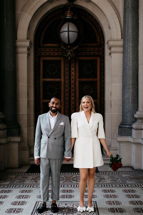41 Best Courthouse Wedding Dresses - Epic City Hall Bridal Outfits
