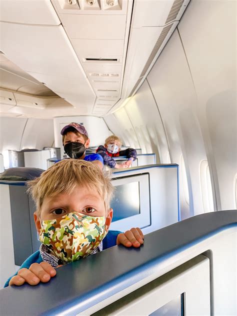 5 Must-Haves for Long-Haul Flights with Kids: Our Product Recommendations | Dutch Dutch Goose