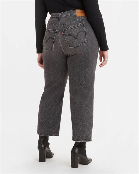 Top 10 Levi's® Black Jeans for Women