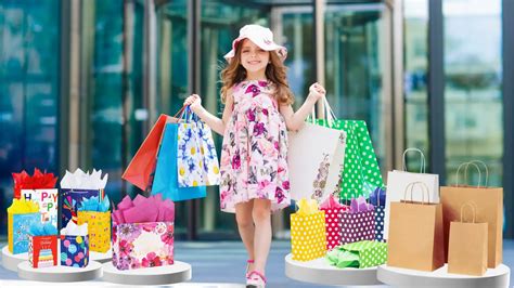 Buy Paper Bags at Wholesale Prices - Gitanjali Paper Curves