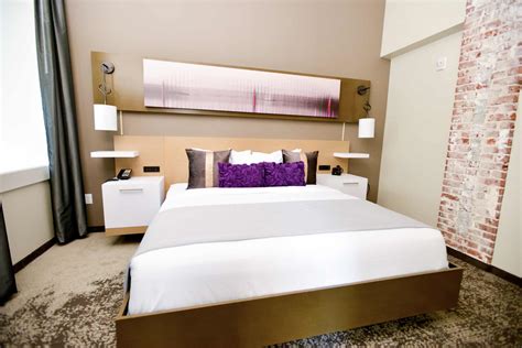 The Archives Bar & Bistro | Hotel Napoleon