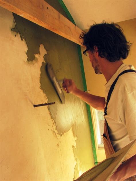 Fixing Plaster Walls 的图像结果