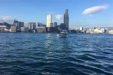 Hong Kong Night Tour: Peak Tram Rides plus Madame Tussauds 2025 - Hong ...