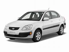 2009 Kia Sedan by Kia Sedan Specs Photos 2009 2010 2011 2009 Kia Sedan