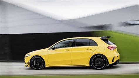 Mercedes-Benz A35 AMG 2018 - Mercedes-Benz - Autopareri