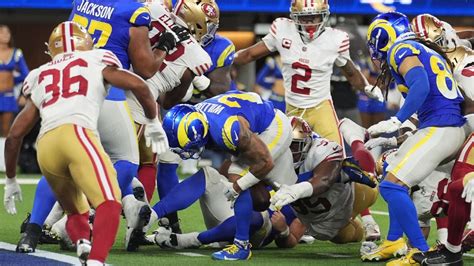 Rams' Williams takes blame after late goal-line fumble in loss - ESPN