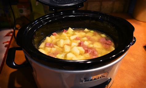 Super simple slow cooker soups - The Western Howl