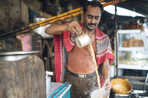1 of the many Talented Chai Wallahs in India serving delicious Masala ...