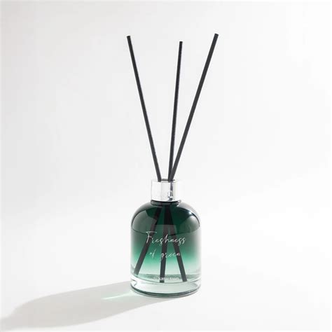 Freshness of green Reed Diffuser 200ml – Squish Town Private Limited