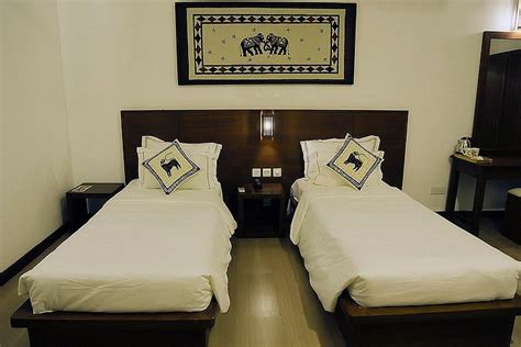 HOTEL TAMARIND TREE (Tissamaharama) - Hotel Reviews, Photos, Rate ...