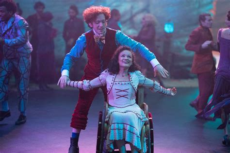 'Wicked' releases cut scene with shirtless Fiyero and Boq