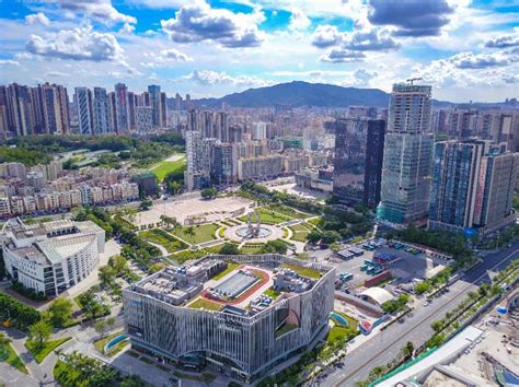 龙华发布全市首份区级数字经济人才大数据报告！_深圳新闻网