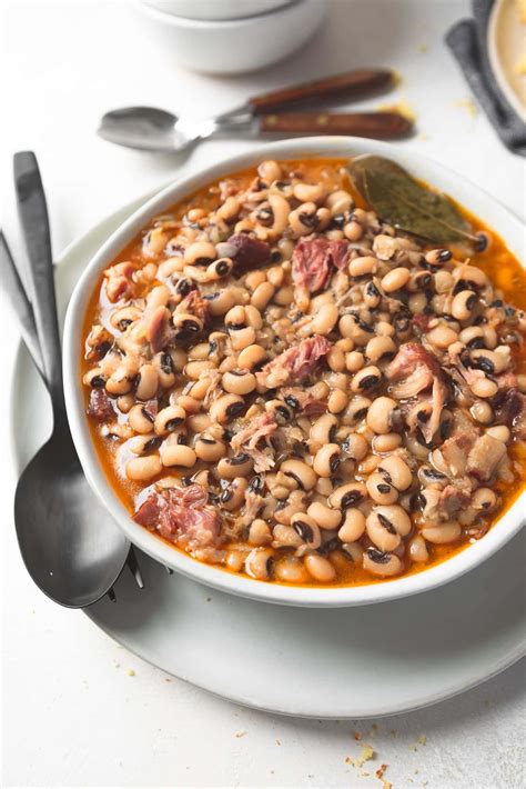 Black Eyed Peas Recipe for New Years - Oh Sweet Basil