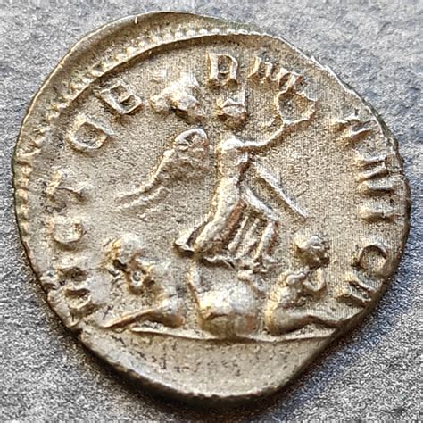 Gallien (253-268) Antoninien - Vict Germanica - 3,40 gr – NumisCoin