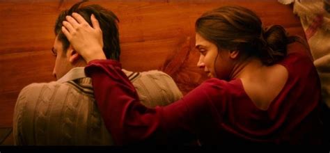 बॉलीवुड फिल्मों के 9 'ब्रेकअप सीन', जिन्हें देखना हिम्मत का काम है I ...