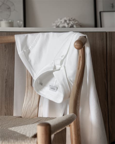 8 Best Dress Shirts for Big Guys – Big & Tall Picks For 2026 | FashionBeans