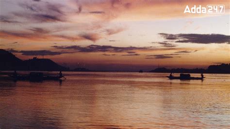 Which Indian River is Known as the "Red River"?