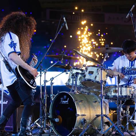 相川七瀬さんのインスタグラム写真 - (相川七瀬Instagram)「4/25(火)に行われた「BLUE☆LIGHT LIVE」無料見逃し配信 ...