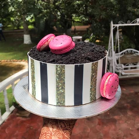 Discover Butterfingers Patisserie Products, Reviews & Information | LBB