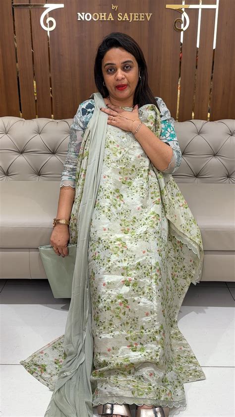 IHA'S IN-HOUSE TISSUE TOP, BOTTOM AND DUPATTA - IHA 24313 – Iha Designs ...