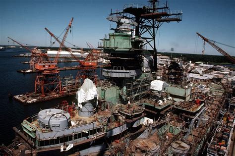USS Iowa Explosion 1989 : Death of the Battleship