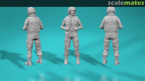 China's aircraft carrier ground crew pose 11, GuGu Studio 48-11 (2025)