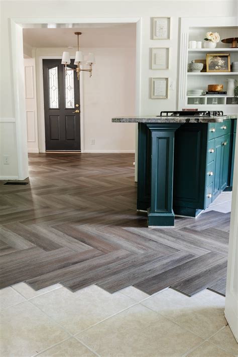 How To Set Out Herringbone Lvt Flooring | Viewfloor.co