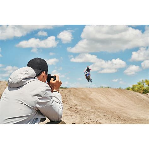 DSC-RX100 VII Compact Camera, Unrivalled AF