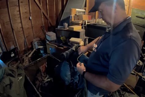 DB Cooper’s infamous parachute may have just been found breaking open ...