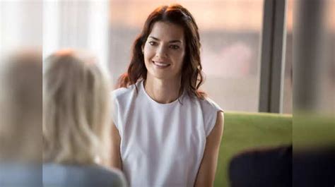 Tips for kids: How to win friends in a new class