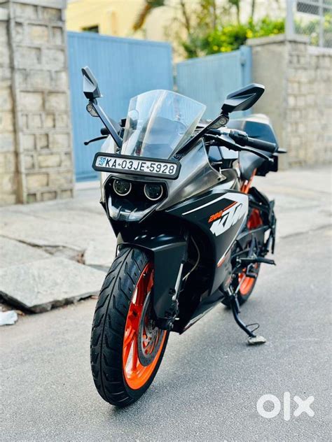 KTM RC 200 - Motorcycles - 1808106756