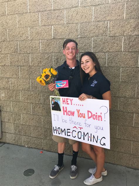 Cute Poster Ideas For Homecoming - Modern Poster Layouts