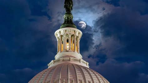 Congress faces late-night voting sessions amidst growing dysfunction