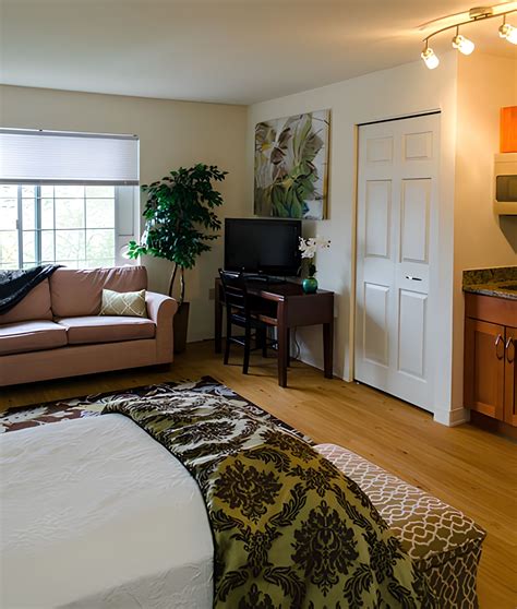 Fred Lind Manor (UPDATED) - Get Pricing & See 12 Photos in Seattle, WA