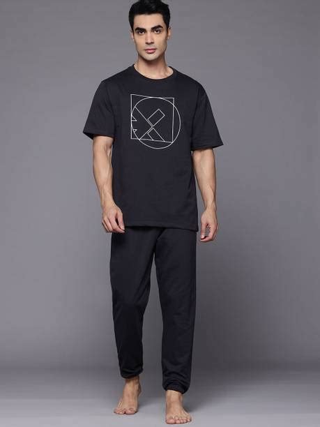 Hrx By Hrithik Roshan Mens Tracksuits - Buy Hrx By Hrithik Roshan Mens ...