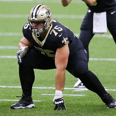 Nfl Offensive Lineman