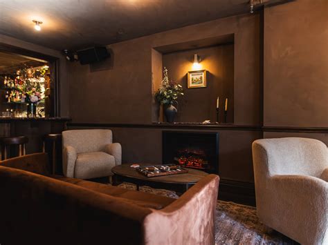 Chelsea Living Room - Review - Chelsea - New York - The Infatuation