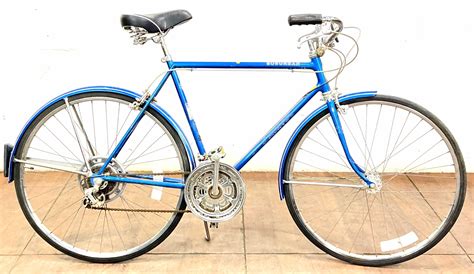 Lot - Schwinn Suburban 10 Speed Road Bicycle