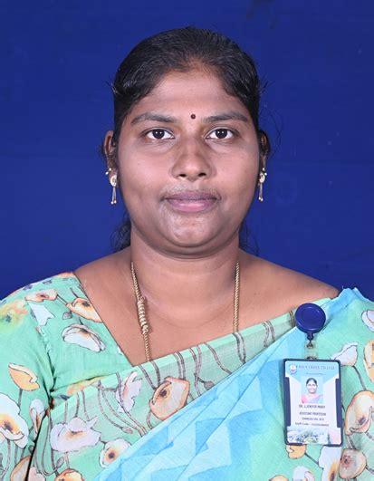 HOLY CROSS COLLEGE - TRICHY