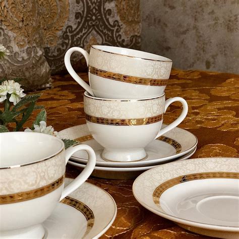 Flower Bed Cup and Saucer Set (6 Cups and 6 Saucers) – Vigneto
