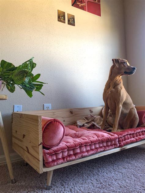 Easy Dog Bed DIY