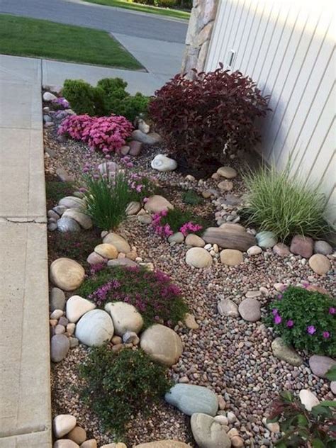 30+ Simple Rock Garden Ideas