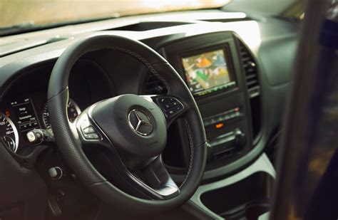 Getaway | Metris | Mercedes-Benz Vans