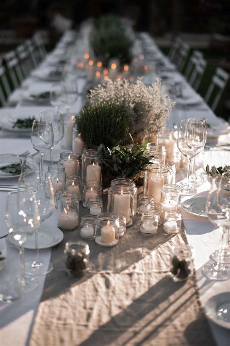 15 Dining Table Decor Ideas For Hosting Grand Dinner Parties