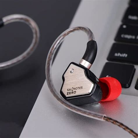 Concept Kart 7HZ Salnotes Zero Wired In-Ear Monitor with 10mm Dynamic ...