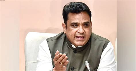 Delhi Mayor calls Mustafabad building collapse Heartbreaking, orders ...