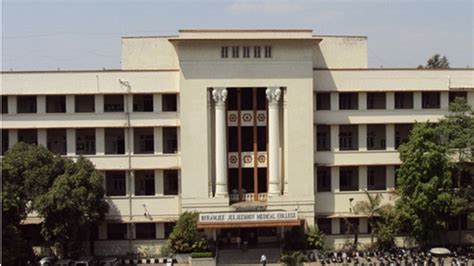 Maharashtra NEET UG BJMC Pune Expected Cutoff Closing Rank 2024 ...