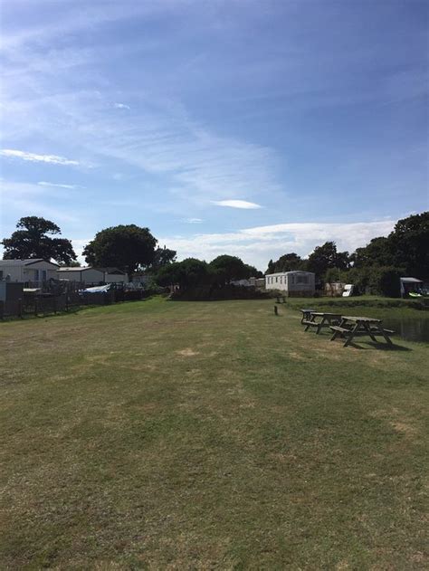 FLEET FARM CAMPSITE (Hayling Island, Hampshire) - Campground Reviews ...