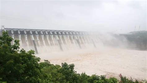 Water levels in dams supplying water to Mumbai depleting, says civic ...