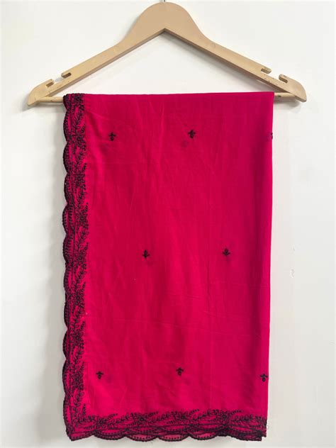 Buy Embroidered Dupatta & Cotton Dupatta Online - Apella